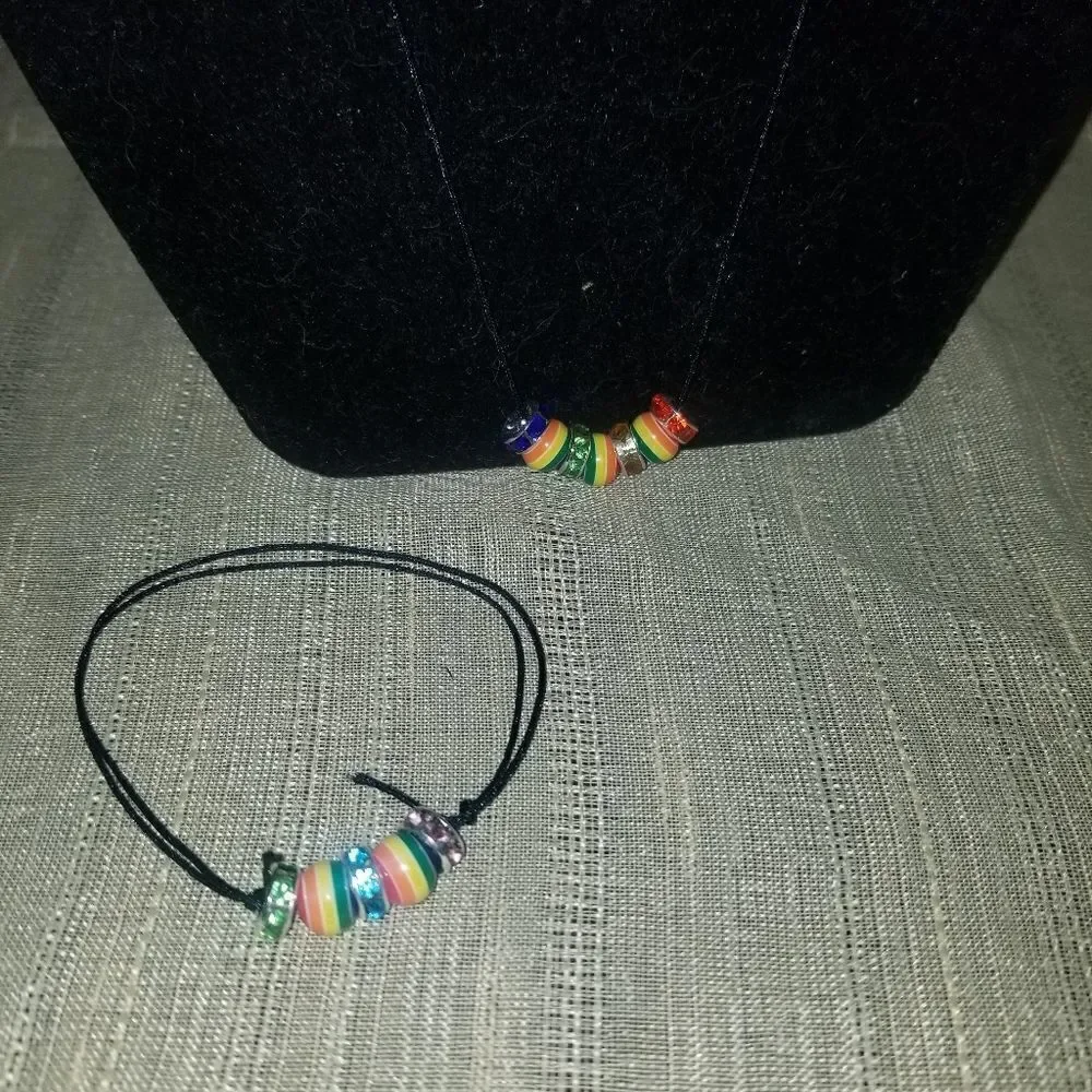 His&hers Unisex beaded set
